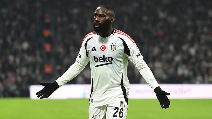 Al Hilal and reportedly Galatasaray targets Arthur Masuaku