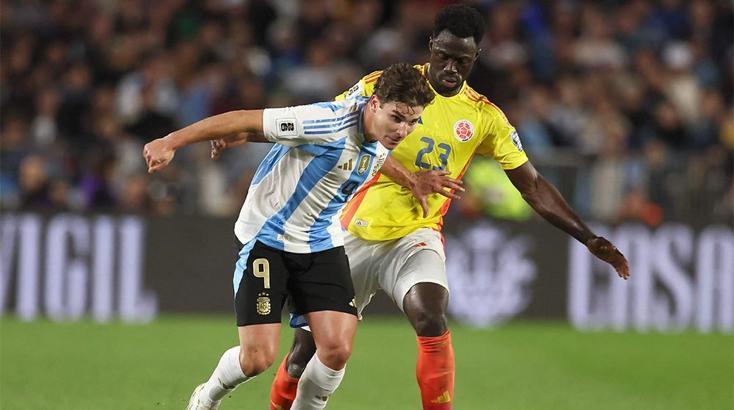 Julian Alvarez'den Davinson Sanchez'e küstah sözler