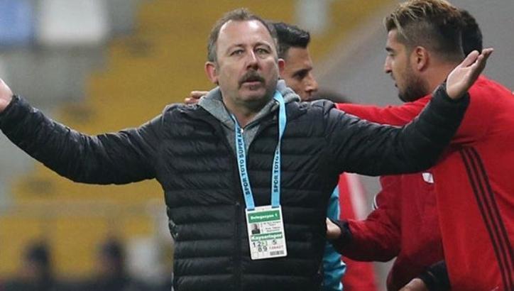 Kayserispor teknik direktör rekoruna koşuyor