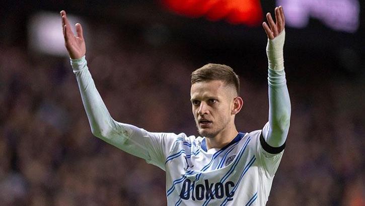 Sebastian Szymanski has 3 suitors from Italy!