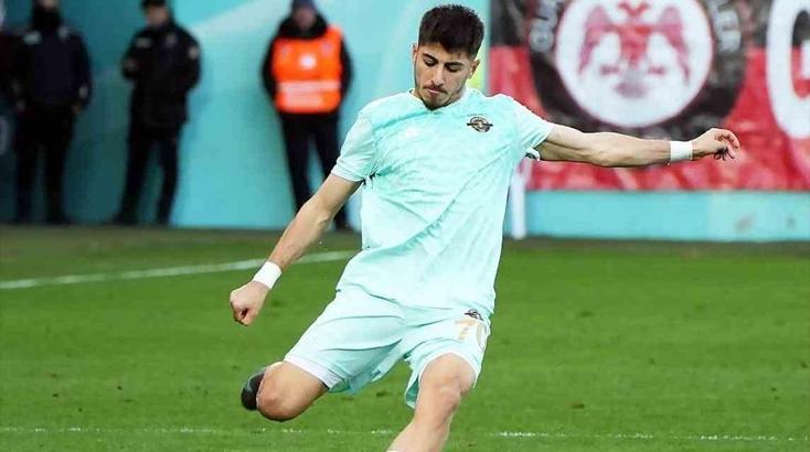 Fenerbahçe ve Trabzonspor'un gözdesi Furkan Orak'a Avrupa kancası!