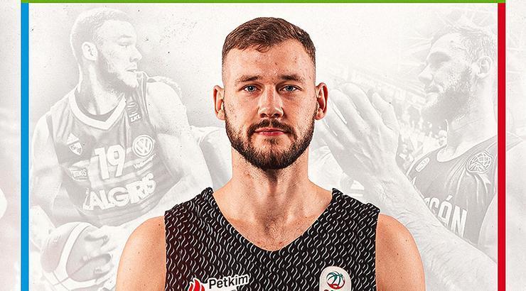 Aliağa Petkimspor'un ilk yabancısı Sajus