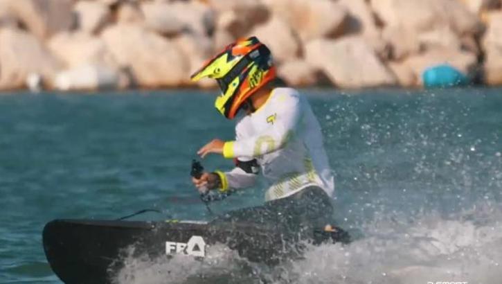 Dünya Motosurf Şampiyonası'nı D-Smart ekranlara taşıyacak