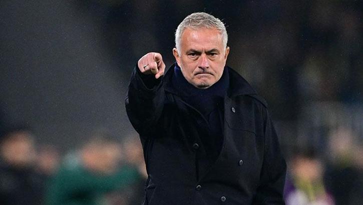 Jose Mourinho'dan İrfan Can Kahveci kararı! Herkes çok şaşırdı