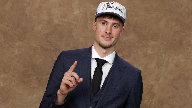 Mavericks selects Flagg as No. 1 pick in 2025 NBA Draft: 'Since LeBron...'