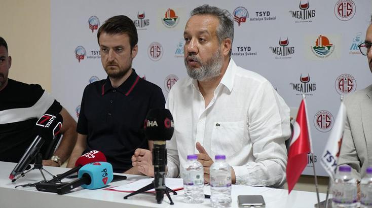 Antalyaspor Başkanı Sinan Boztepe istifa edeceğini açıkladı