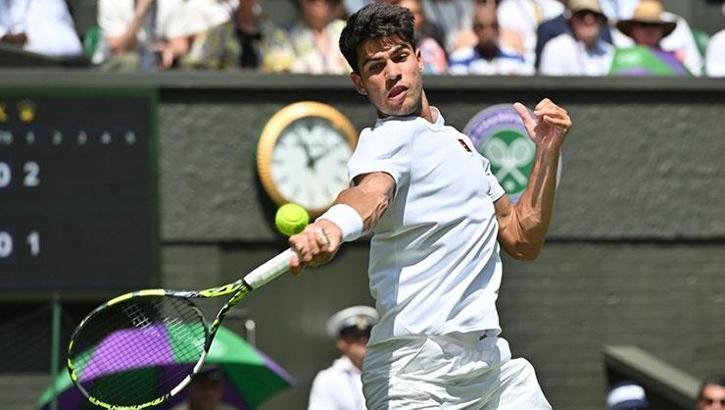 Wimbledon'da Carlos Alcaraz, 3. tura yükseldi