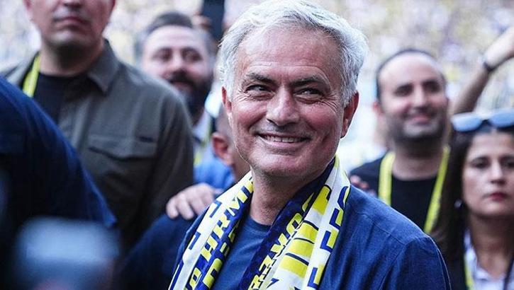 Jose Mourinho'yu sevince boğan transfer! Çok mutlu oldu