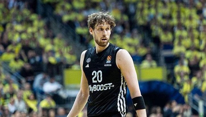 Fenerbahçe Beko ilk transferini açıkladı!