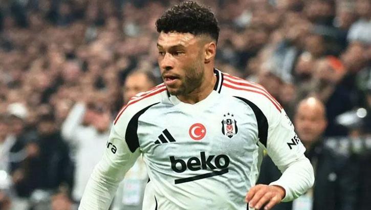 Alex Oxlade-Chamberlain İngiltere yolcusu