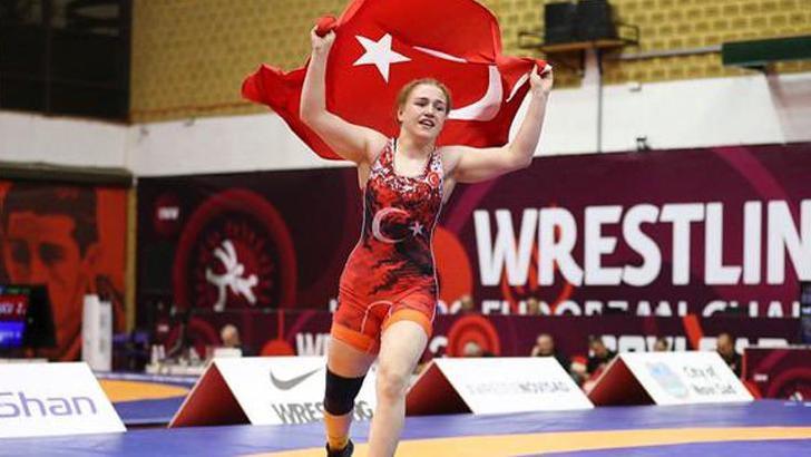 Güreş Şampiyonası’nda altın madalya Beyza Nur Akkuş’un!