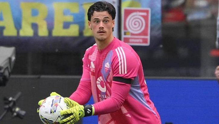 Galatasaray ile anılan Mile Svilar'dan 5 yıllık imza