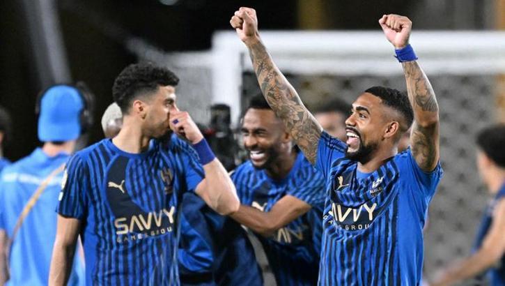 Fenerbahçe made offers for Malcom and Lodi!