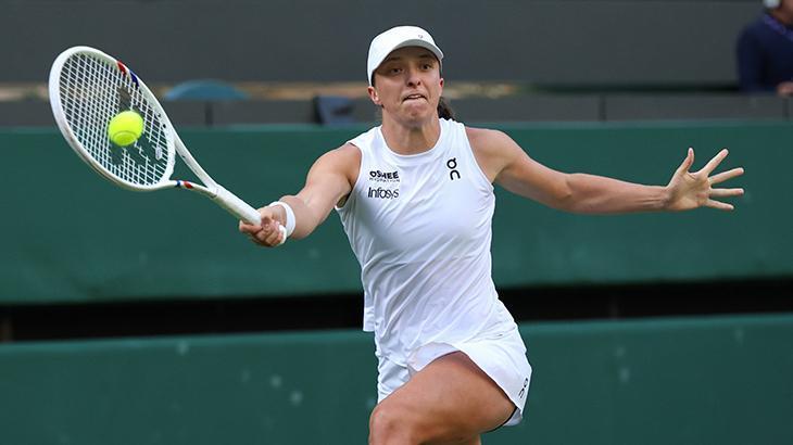 Swiatek conquers grass, reaches her first Wimbledon semi-final
