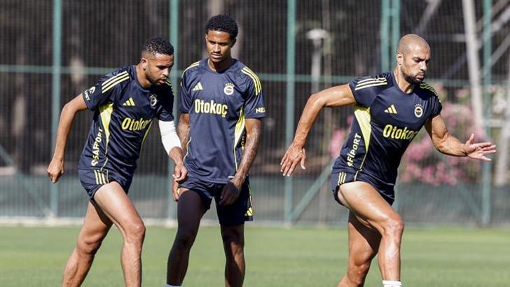 Fenerbahçe'de yeni sezon hazırlıkları devam ediyor