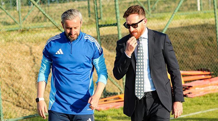 Serkan Özbalta: Kulübün geleceği için transfer yapıyoruz