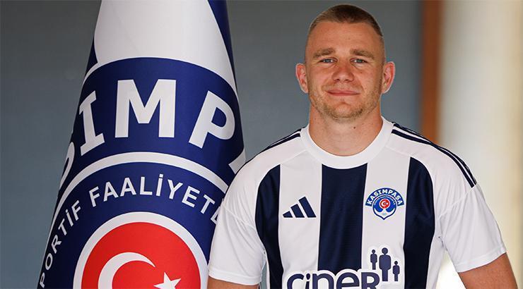 Kasımpaşa Attila Szalai'yi kadrosuna kattı