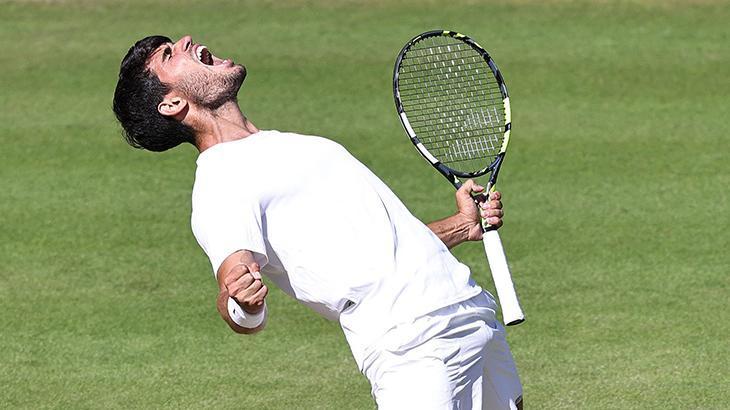 Carlos Alcaraz's Wimbledon reign continues, matches Nadal's streak!