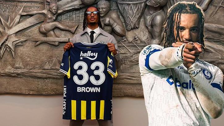 ÖZEL | Archie Brown: 'Futbol oynadığım çocukların hepsi hapse girdi!' AC Milan'ın jetini geri çevirdi ve şimdi hayali olan Şampiyonlar Ligi'nde oynamak için Fenerbahçe'de geleceğe göz kırpıyor...