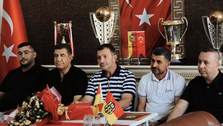 Cafer Aydın, Yeni Malatyaspor ile sözleşme imzaladı