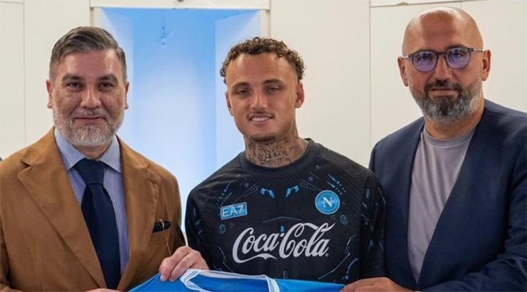 Napoli Noa Lang'ı resmen açıkladı