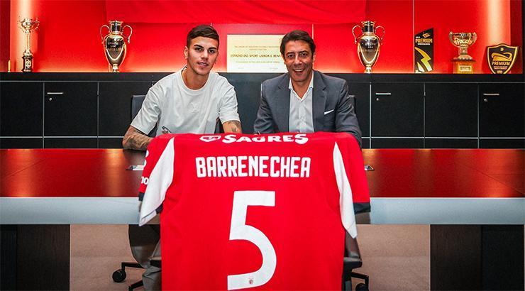Benfica loan Barrenechea from Aston Villa with an option to buy