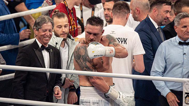 Usyk dominates Dubois to reclaim undisputed heavyweight throne!