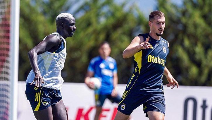 Fenerbahçe hazırlıklarına devam etti