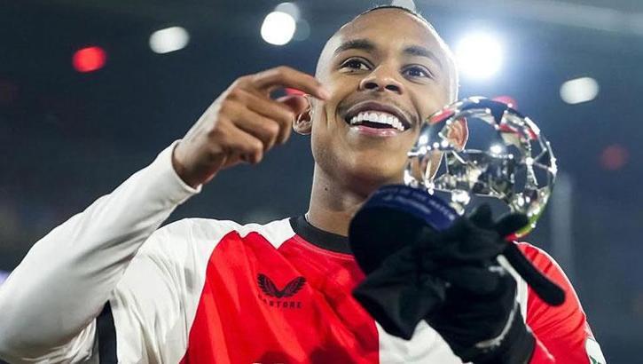 Bad news for Fenerbahce! Feyenoord's stars are not leaving