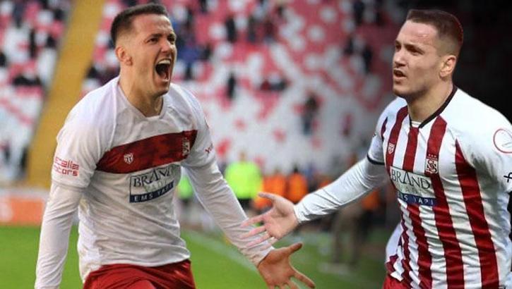 Sivasspor'un yıldızı Rey Manaj'ın yeni adresi belli oldu