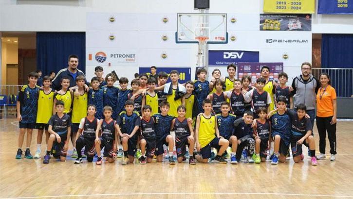 Çağdaş Bodrum Spor Kulübü genç yetenekleri kazandırmaya devam ediyor