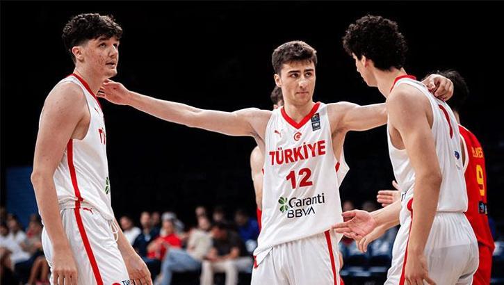 U-18 Basketbol Milli Takım çeyrek finalde kaybetti