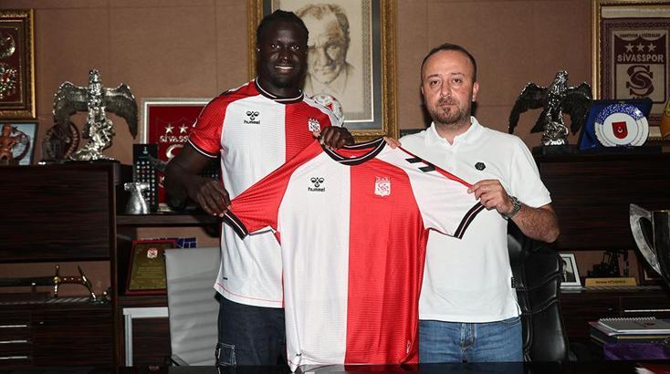 Sivasspor'dan transferde durmak yok! Hedef Süper Lig