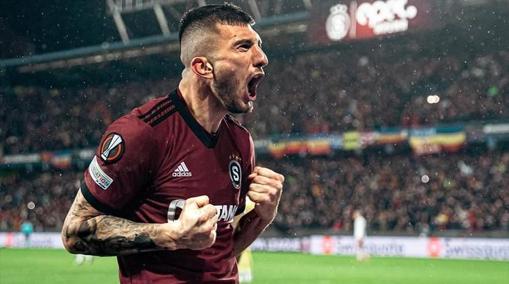 Kayserispor'da Indrit Tuci imzalıyor