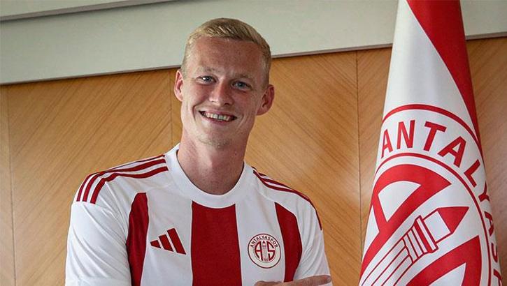 Antalyaspor, Nikola Storm'u kadrosuna kattı