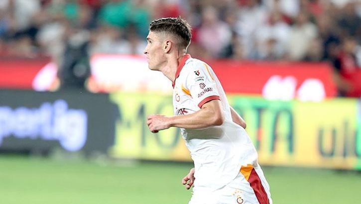 Galatasaray'ın yıldızı Roland Sallai: 'Hak ettiğimiz 3 puanı aldık'