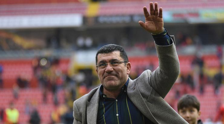 Kayserispor'da 8 transferin lisansı çıkarıldı