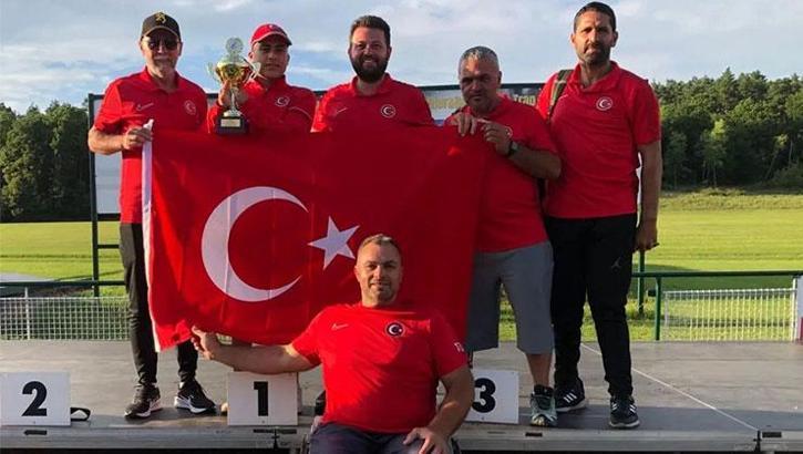 Milli para atıcı Muaz Erdem Madran'dan altın madalya