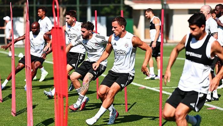 İzin sona erdi, Beşiktaş St.Patricks rövanşının hazırlıklarına başladı