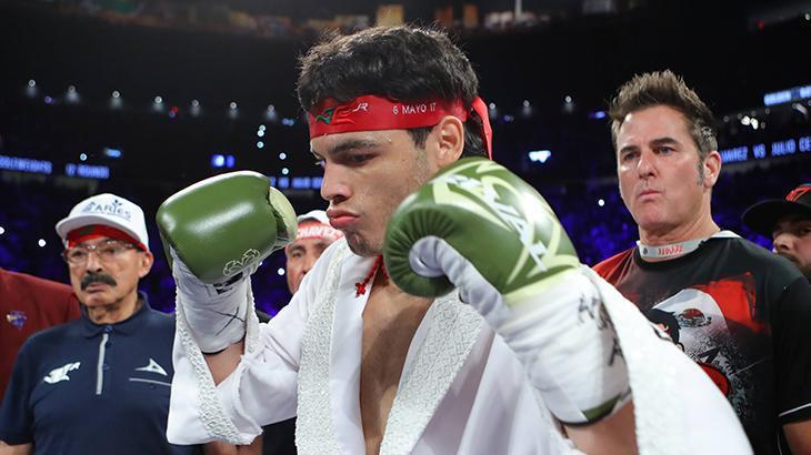 Former boxing champion Julio Cesar Chavez Jr jailed after US deportation