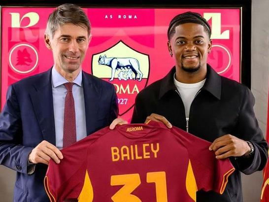 Roma's new signing Leon Bailey injured in his first training session!