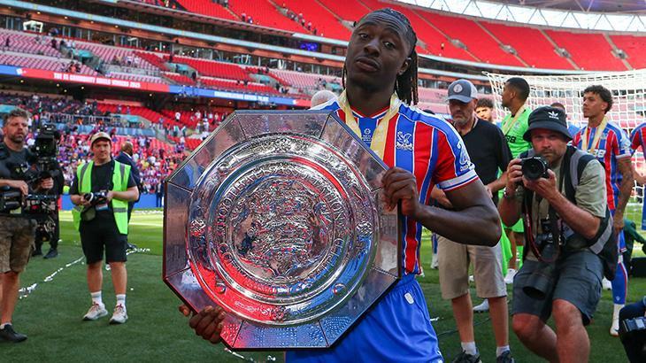 Arsenal snatch Eze from Spurs in shocking transfer move: A sensational fee