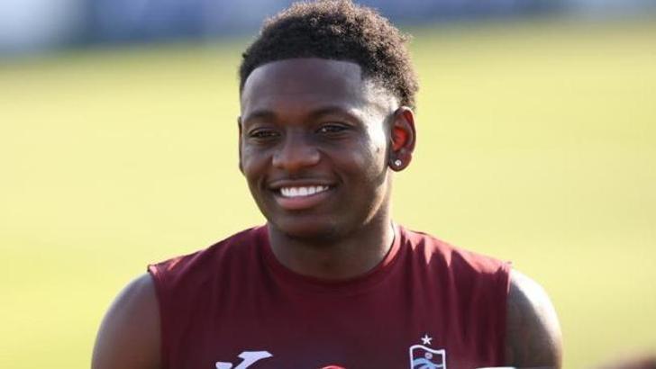Trabzonspor'un yeni transferi Kazeem Olaigbe: Sahaya çıkmak için sabırsızlanıyorum