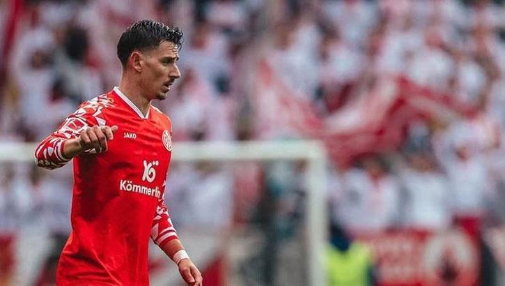 Beşiktaş'tan savunmaya bir hamle daha! 6 milyon Euro teklif edildi