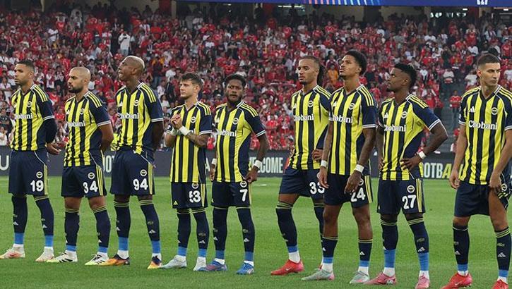 Fenerbahçe'de sakatlık! Yıldız oyuncu maça devam edemedi