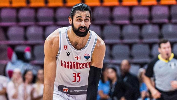 EuroBasket 2025'in ilk büyük sürprizi Gürcistan'dan! Son şampiyon İspanya'yı devirdiler