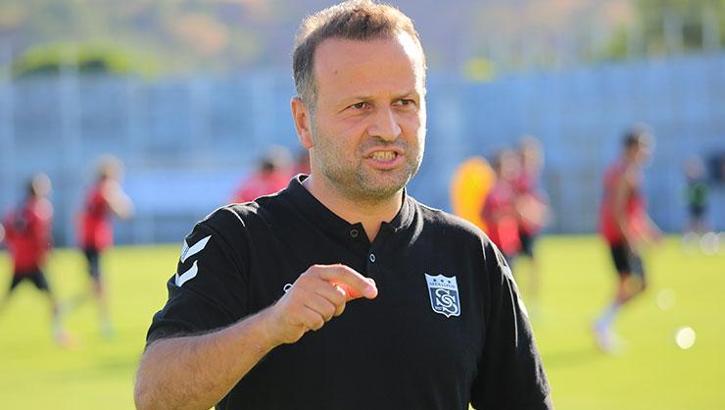 Osman Zeki Korkmaz'dan eleştirilere cevap: Burasının Sivasspor olduğunu ben de biliyorum