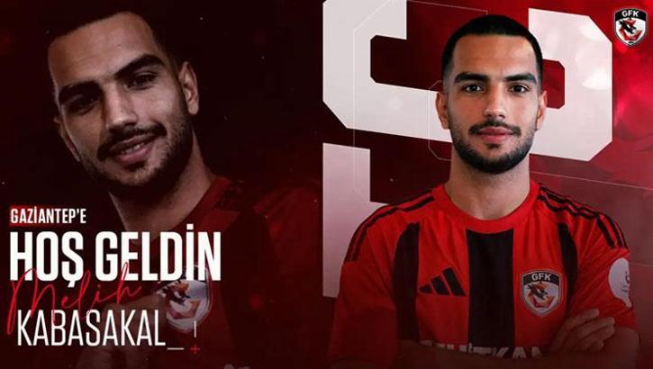 Melih Kabasakal resmen Gaziantep FK'da! Tecrübeli orta sahadan 3 yıllık imza