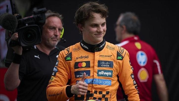 Hollanda Grand Prix'inde kazanan Oscar Piastri
