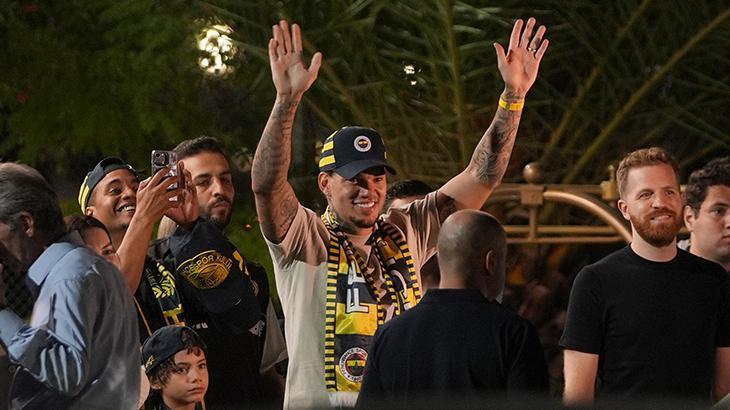 It's official: Fenerbahçe signs Ederson from Manchester City